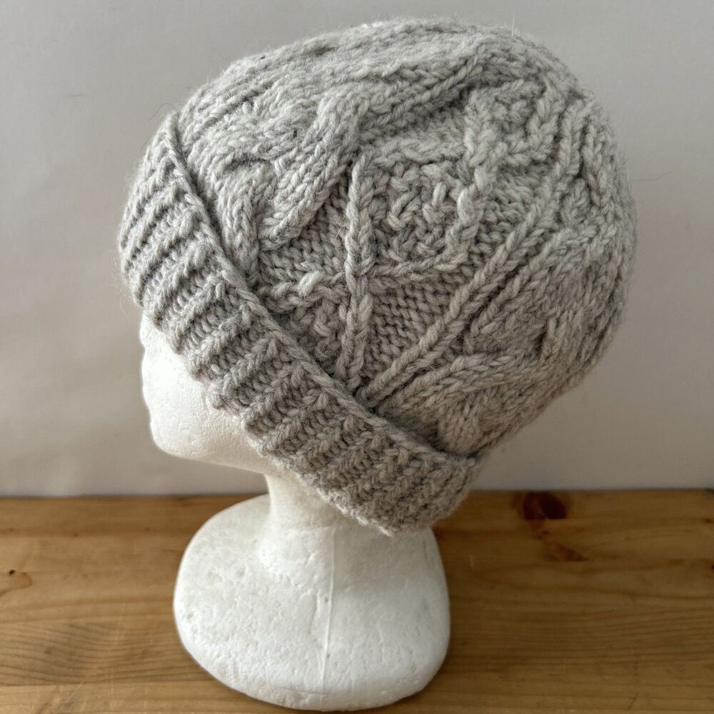 Aran Sweater Market Hat Cream/Grey Cable Knit Wool Knit Fleece Lined Beanie OS - Picture 2 of 8